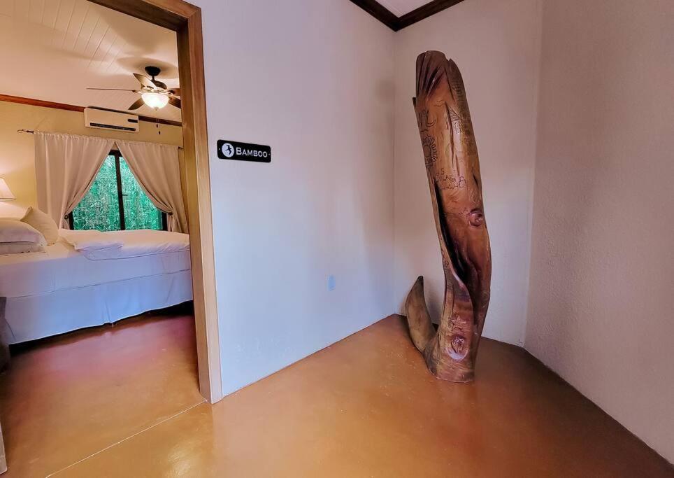 Vive Utila - Bed & Breakfast Eksteriør bilde